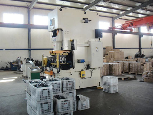 生產(chǎn)機(jī)器